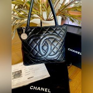 Authentic Chanel Medallion Caviar quilted tote shopper